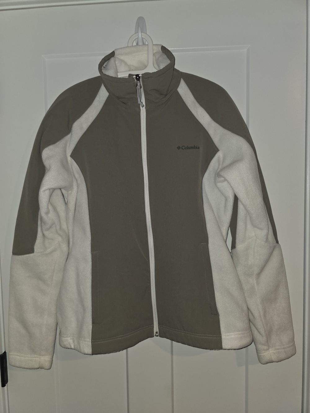 Columbia Brown and Cream Full-Zip Teddy Jacket